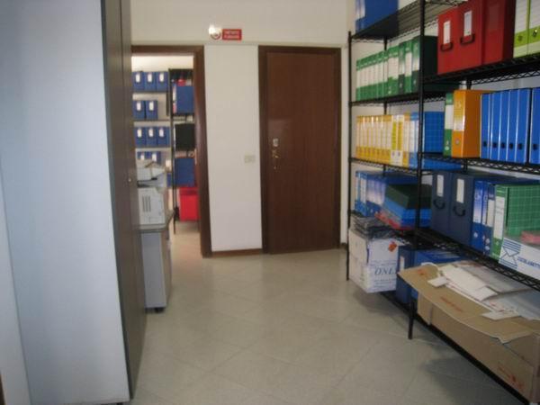 Office in {3}, - Photo 1