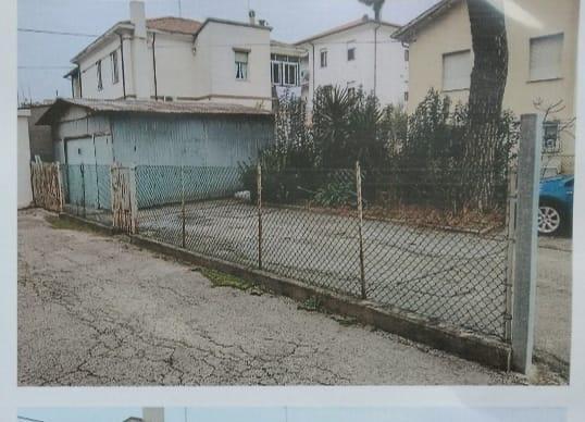 Parcheggio chiuso in vendita a Rimini