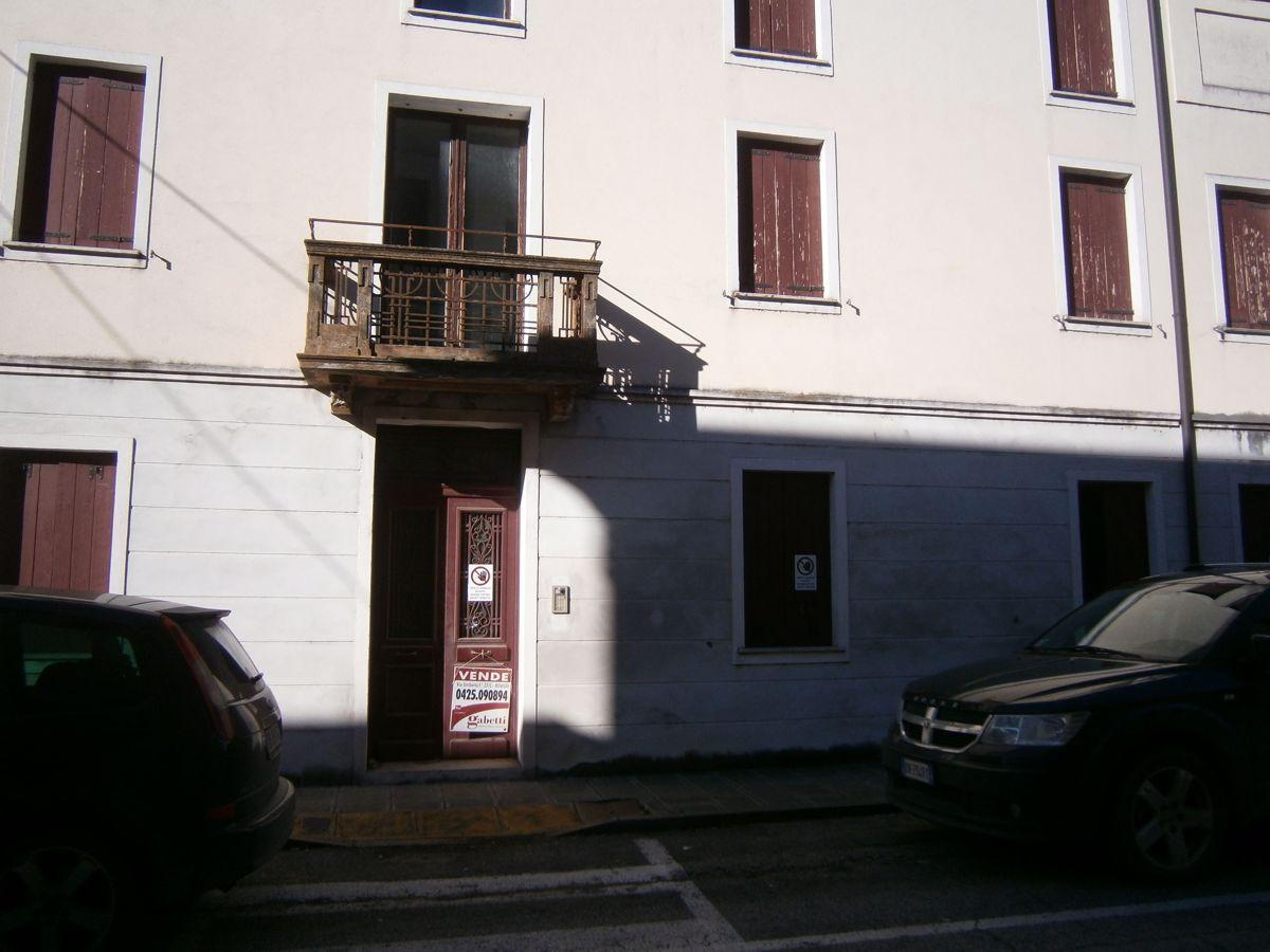 Palazzo in vendita a Badia Polesine