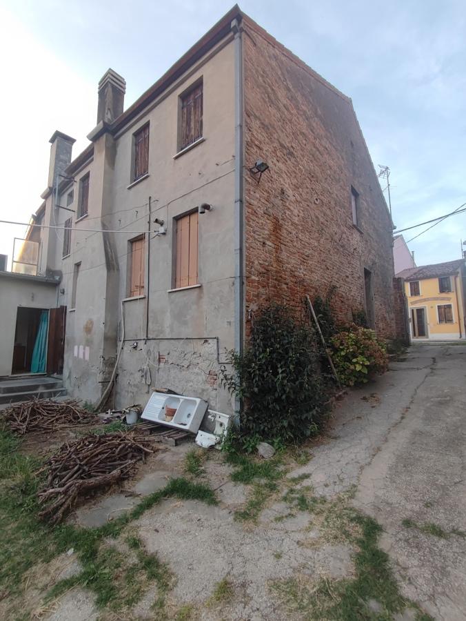 Casa indipendente in vendita a Costa Di Rovigo