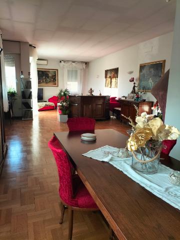 Apartament in Rovigo  Piazza  Repubblica  2, Rovigo - Photo 1