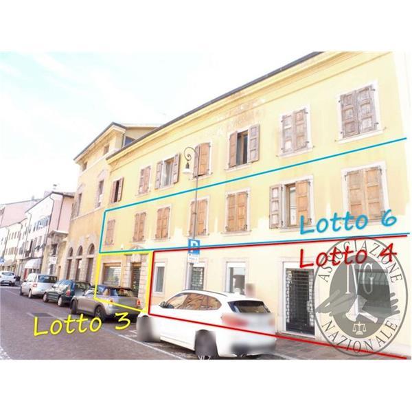 Palazzina uffici in Via Aquileia 39 B, Udine - Foto 1