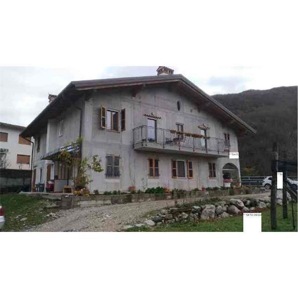 Palazzina uffici in Via Gravis 5, Attimis - Foto 1