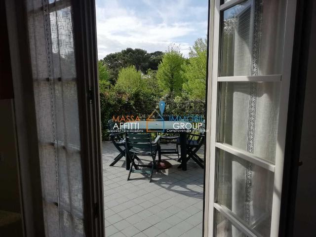 2-room flat in Via Santa Caterina 1, Massa - Photo 1