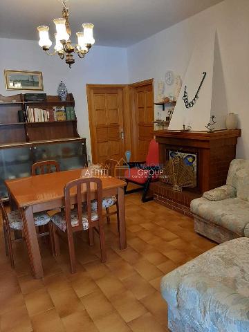 4-room flat in Via Arnaldo Pegollo 11, Massa - Photo 1