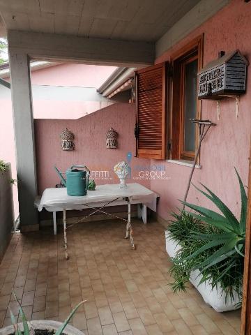 Terraced house in Via Campo d'Appio 19, Carrara - Photo 1