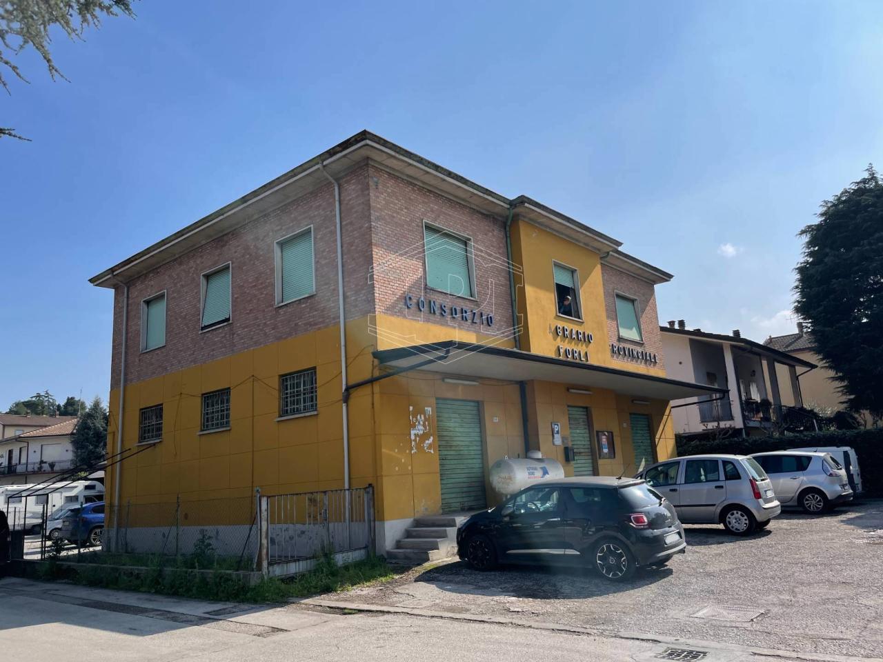 Palazzo in vendita a Rimini