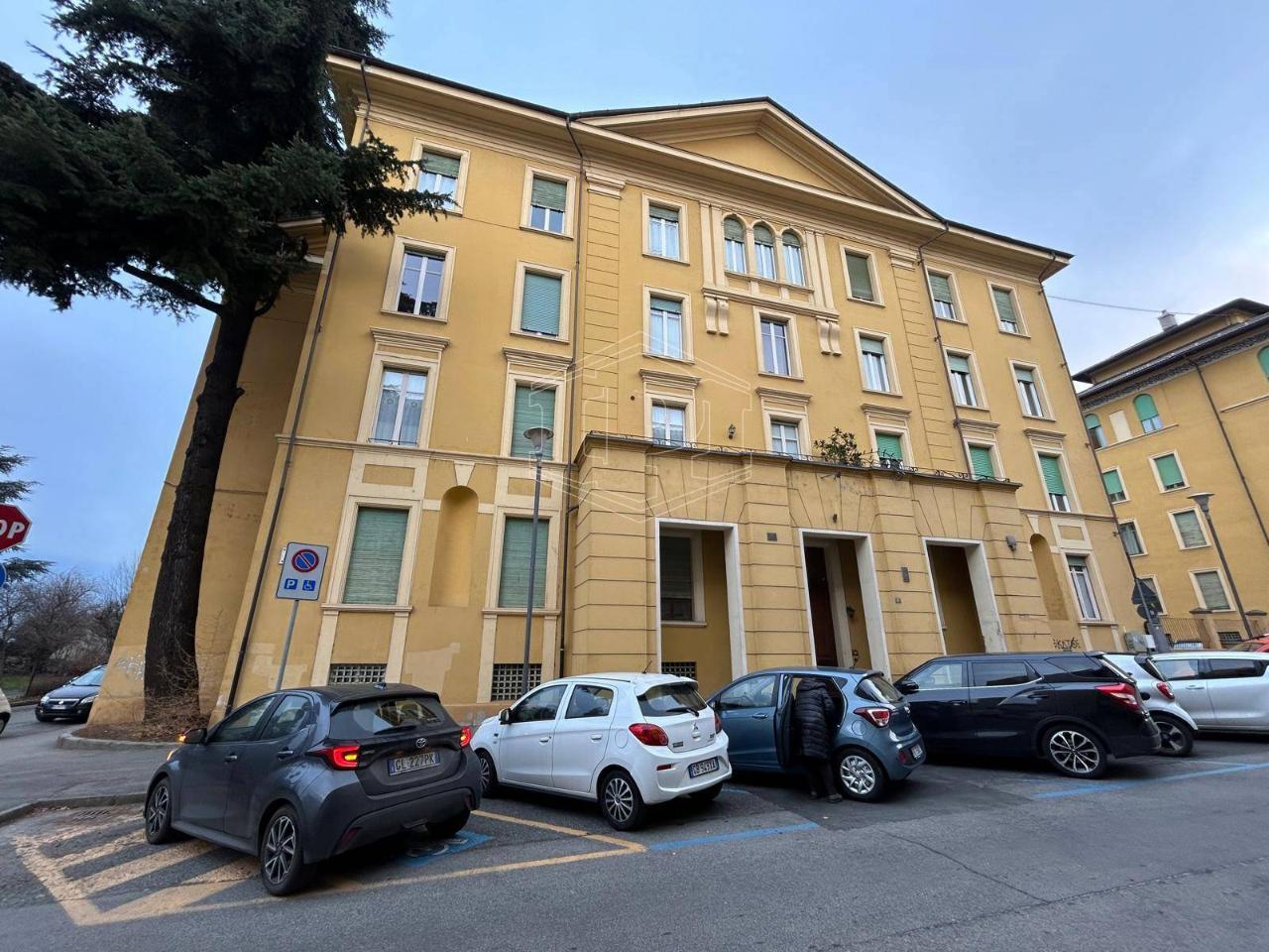 Ufficio in Via Piave 6, Aosta, {3} - Foto 1