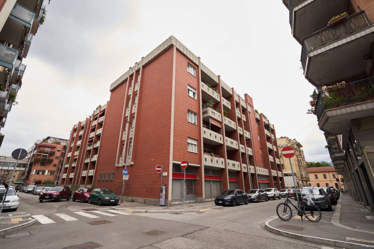 Negozio in Via Leonardo da Vinci 21, Torino, {3} - Foto 2