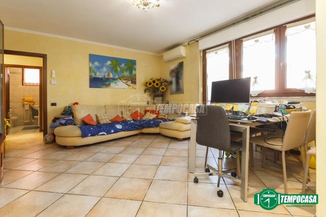 3-room flat in Via Giuseppe Ungaretti, Bergamo - Photo 1