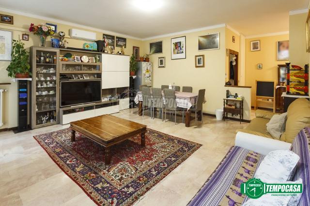 4-room flat in Via Giovanni Carnovali, Bergamo - Photo 1