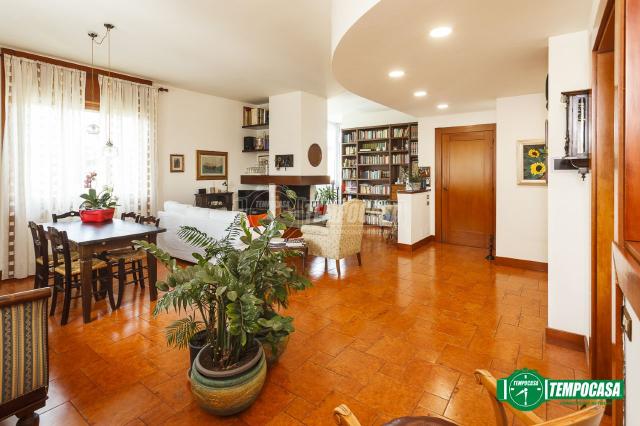 4-room flat in Via Monteverdi, Bergamo - Photo 1