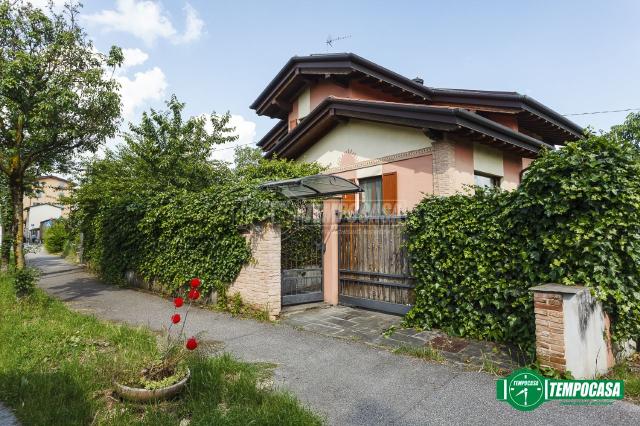 Villa in Via Caduti sul Lavoro, Bergamo - Foto 1