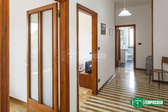 3-room flat in Via Santa Vincenza Gerosa, Bergamo - Photo 1