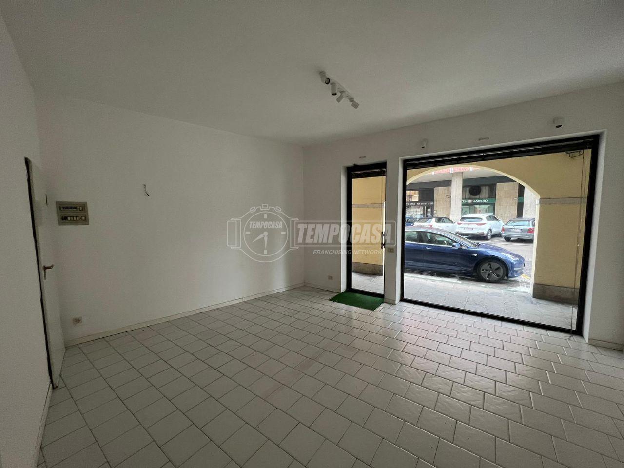 Negozio in Via Savonarola, Padova - Foto 1