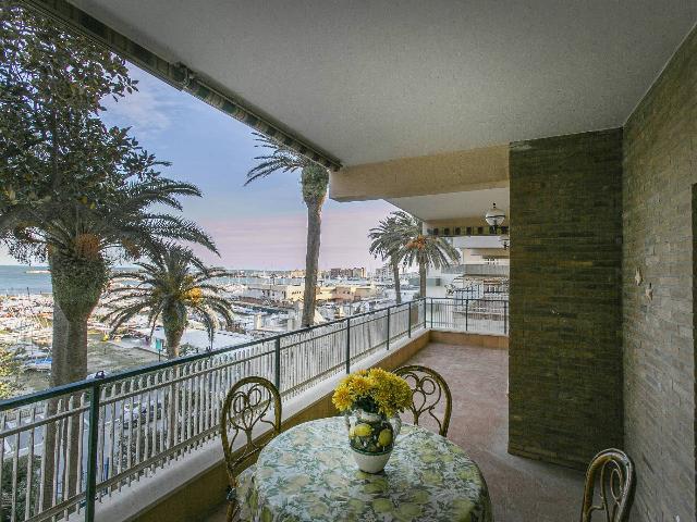 Apartament in Riviera Zanardelli 113, Anzio - Photo 1