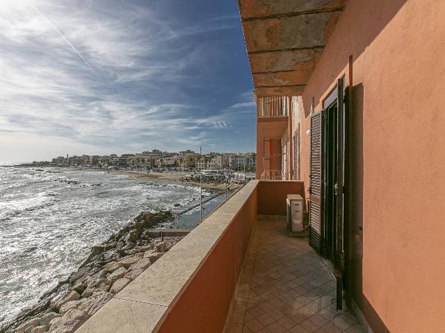 Vierzimmerwohnung in Via Porto Innocenziano 39, Anzio - Foto 1