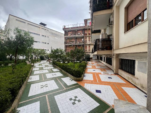 Quadrilocale in Via Mastanielli 10, San Giuseppe Vesuviano - Foto 1