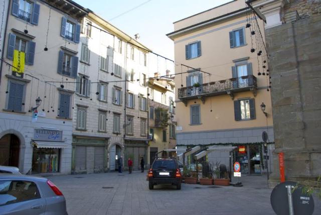 Negozio in Pignolo, Bergamo - Foto 1