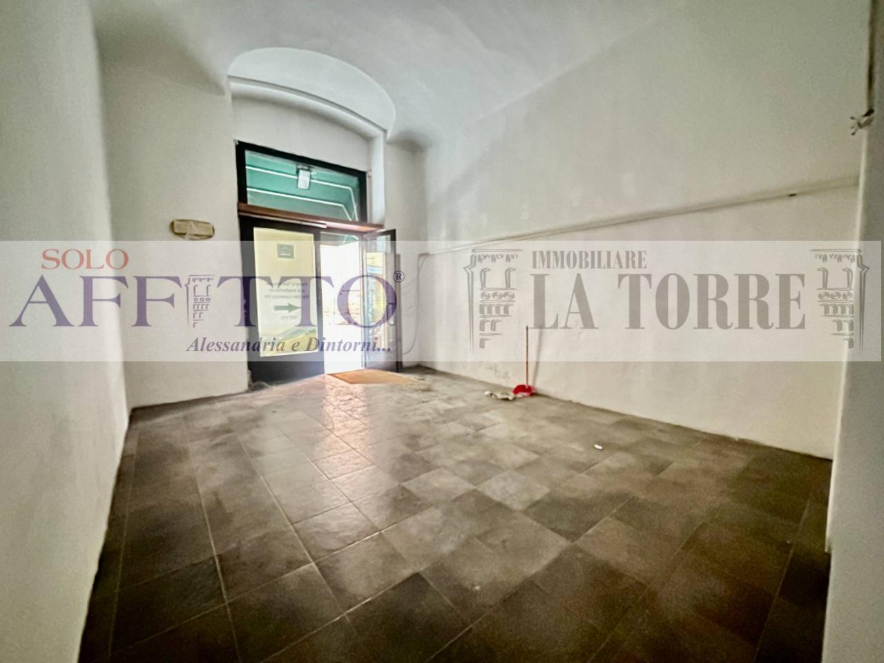 Negozio in Via San Lorenzo, Alessandria, {3} - Foto 1