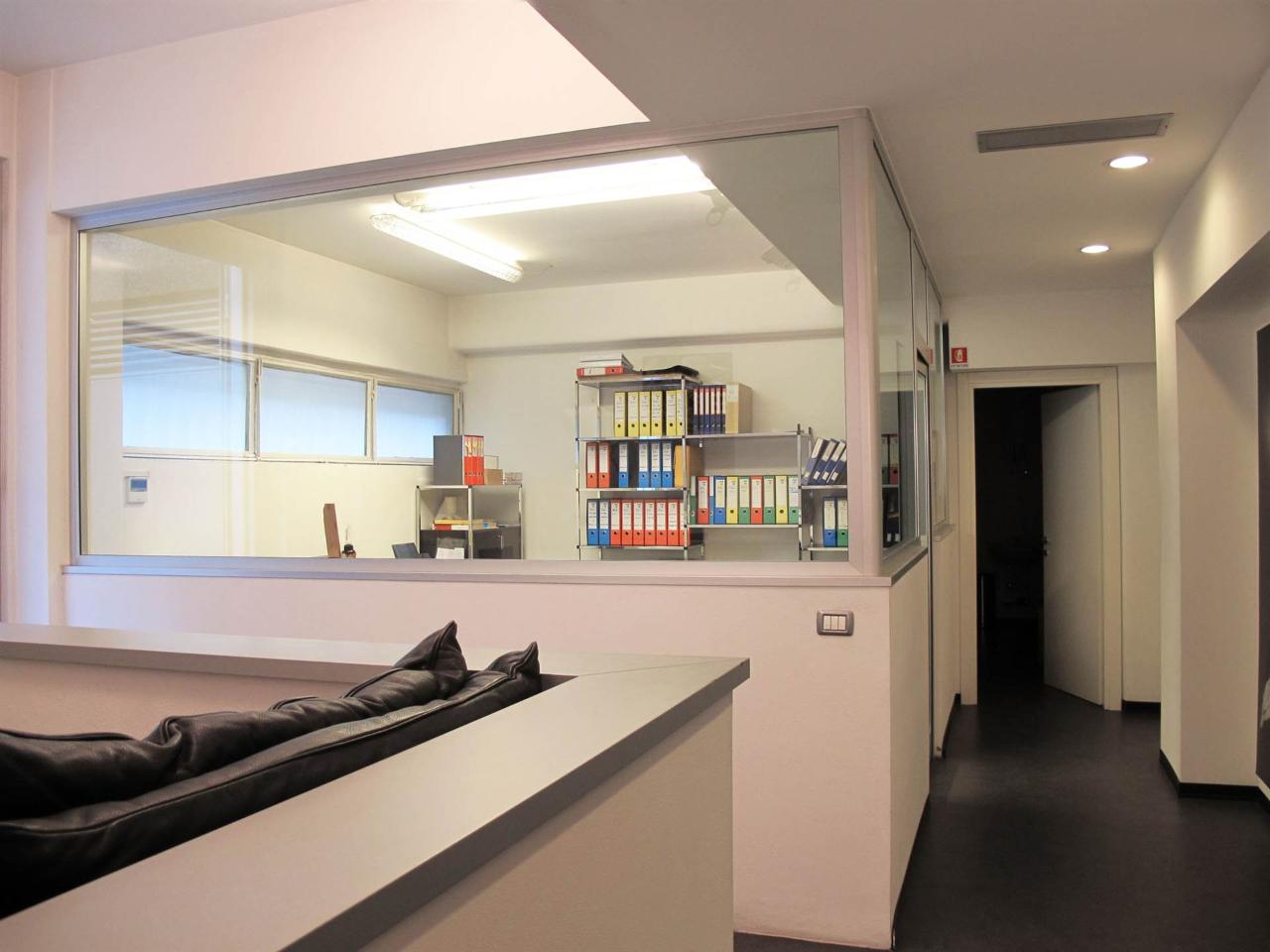Laboratorio in , Bergamo, {3} - Foto 2