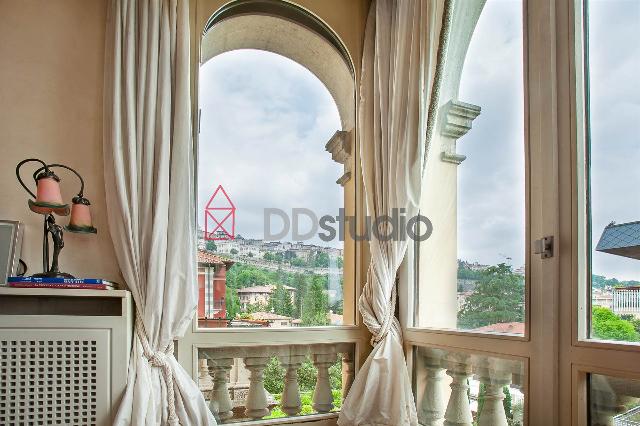 Apartament in Viale  Vittorio Emanuele II, Bergamo - Photo 1