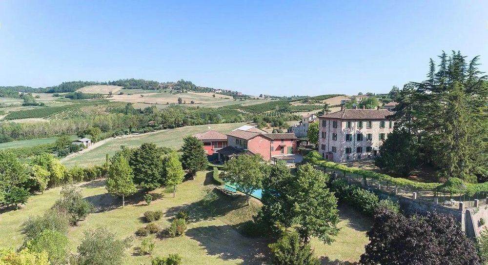 Villa unifamiliare in vendita a Volpedo
