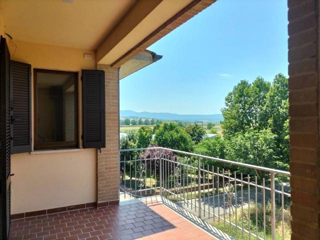 4-room flat in Strada Comunale Caioncola, Città della Pieve - Photo 1