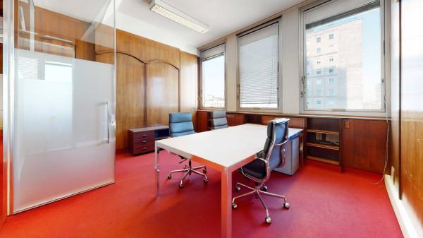 Office in Via Vittor Pisani 2, Milano - Photo 1