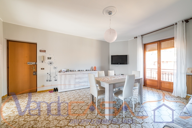 4-room flat in Via Roma 37, Caraglio - Photo 1