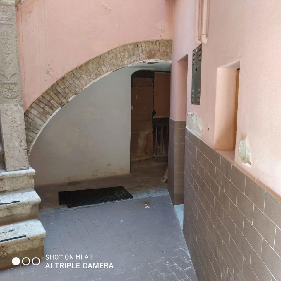 Magazzino in Vico Persichillo Snc, Campobasso, {3} - Foto 1