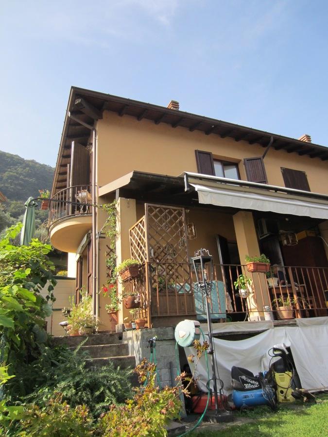 Villa a schiera in vendita a Oliveto Lario