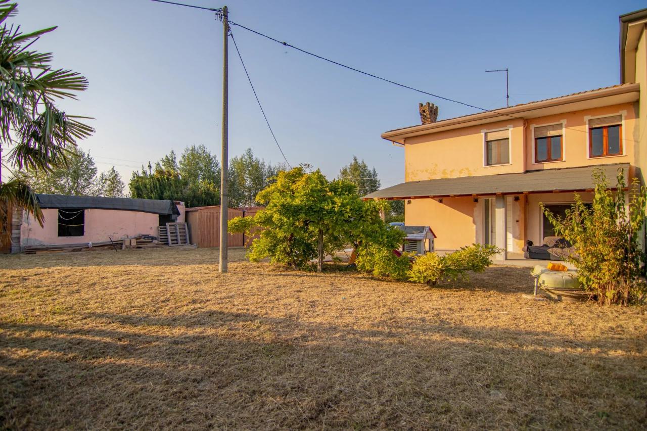 Villa bifamiliare in vendita a Codevigo