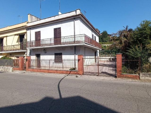 Villa in Via San Francesco d'Assisi 107, Ceccano - Foto 1