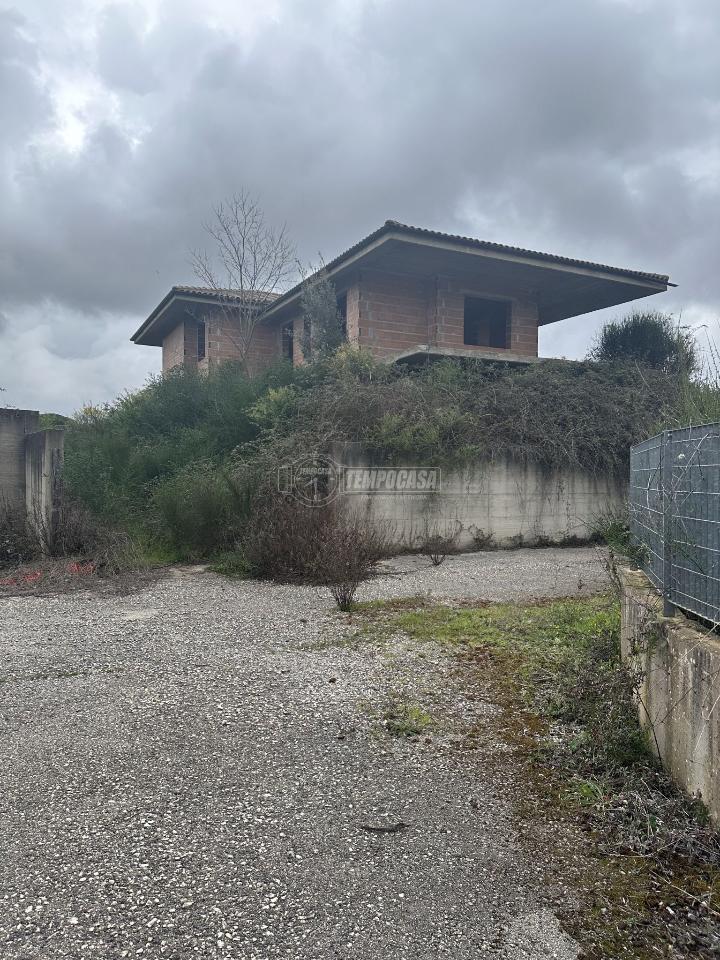 Villa in vendita a Canale Monterano