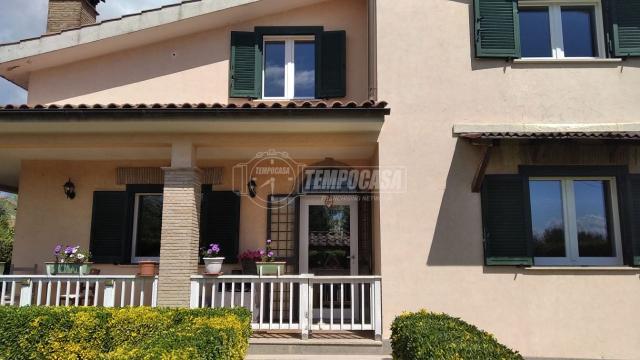 Villa in Via Tevere, Anguillara Sabazia - Foto 1