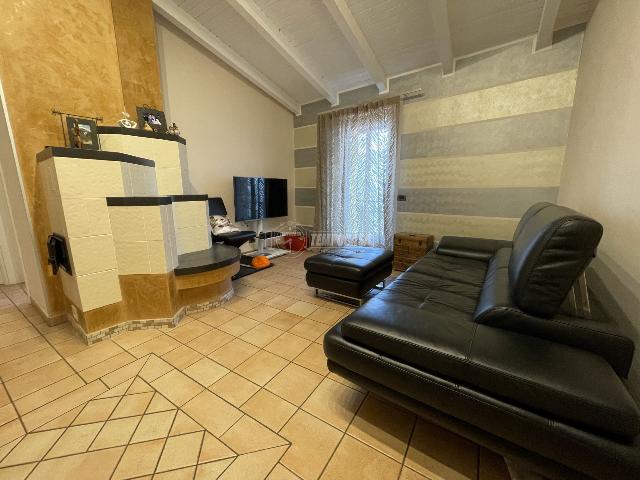 Dreizimmerwohnung in Vicolo delle Betulle, Costa, Adrara San Martino - Foto 1