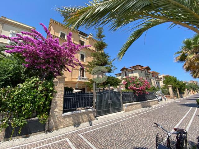 2-room flat in Via Roma 52, Grottammare - Photo 1