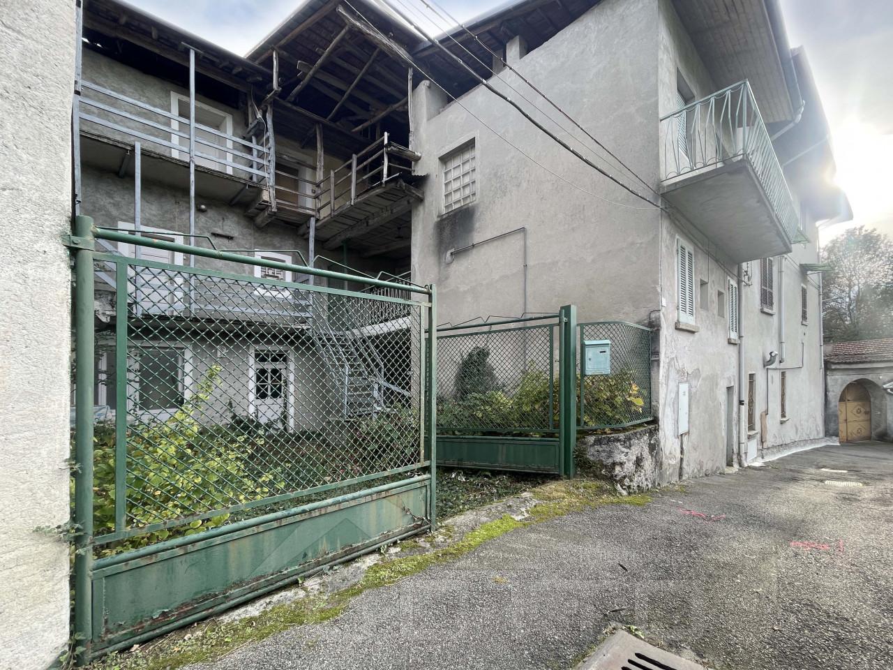 Villa a schiera in vendita a Bolzano Novarese