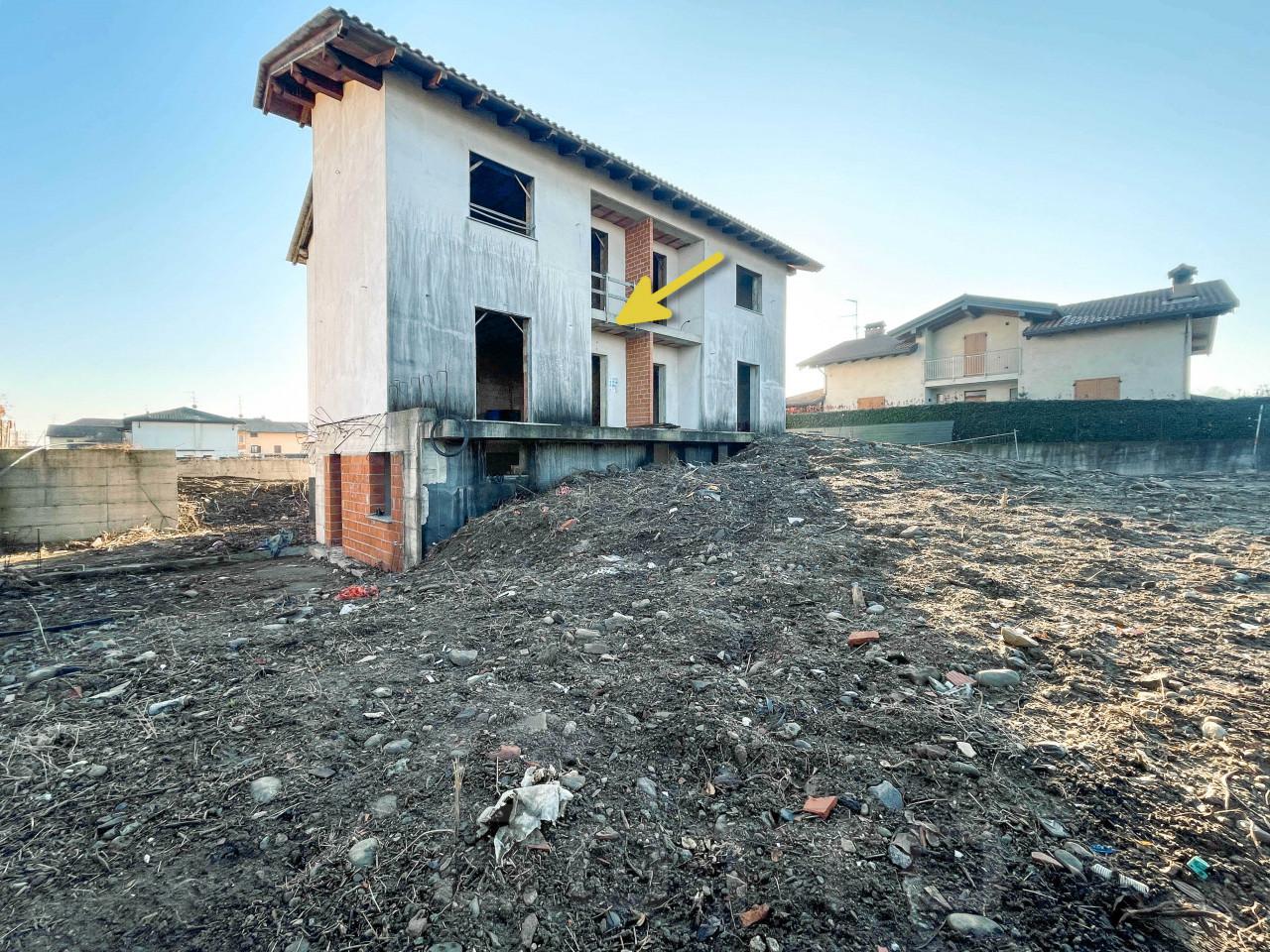 Villa in vendita a Cavaglio D'Agogna
