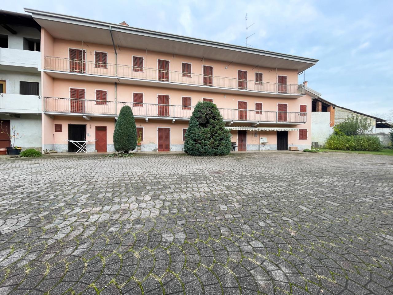 Casa indipendente in vendita a Fontaneto D'Agogna