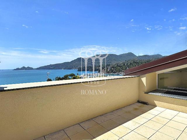 Penthouse in Via Privata San Rocco, Rapallo - Photo 1