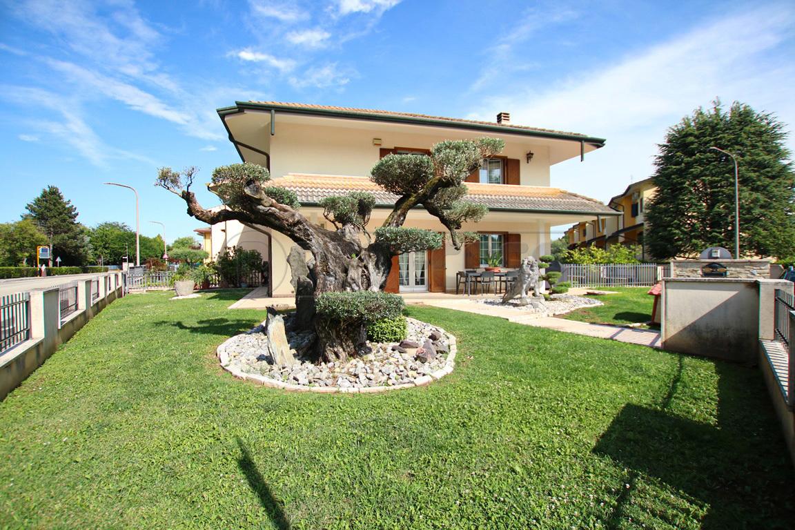 Villa a schiera in vendita a Vicenza