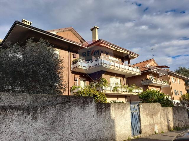 3-room flat in Via Ugo La Malfa, Velletri - Photo 1