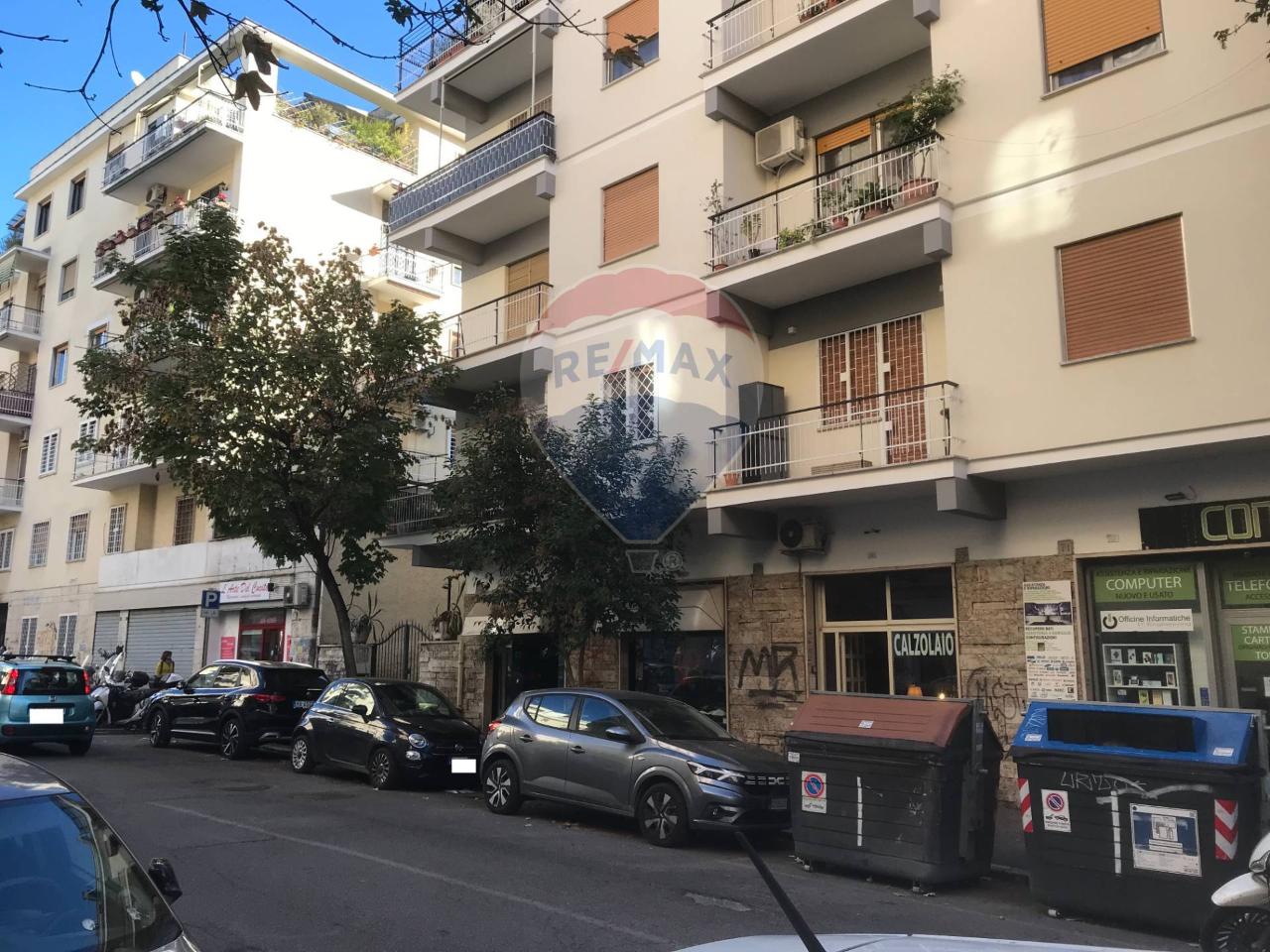 Negozio in Via Duchessa di Galliera, Roma, {3} - Foto 2