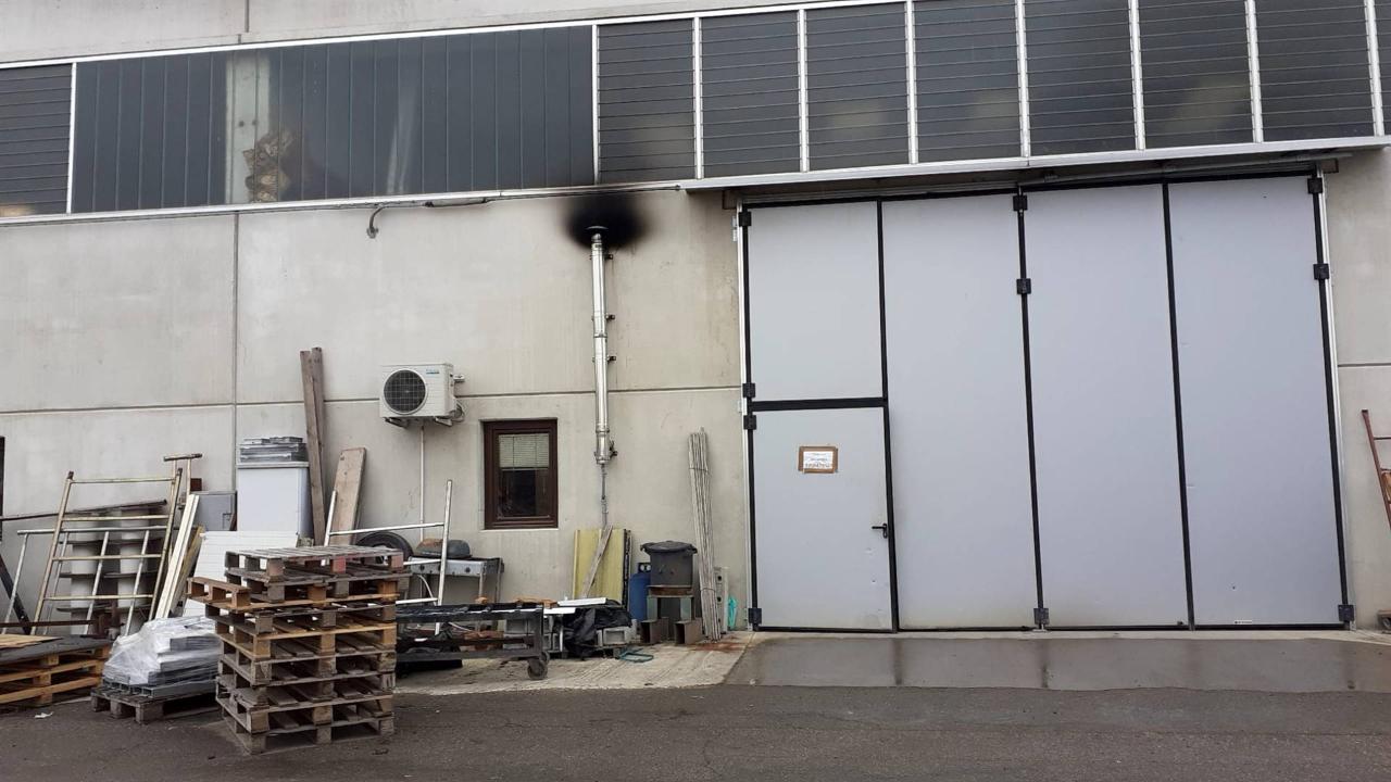 Capannone in , Mirandola, {3} - Foto 2