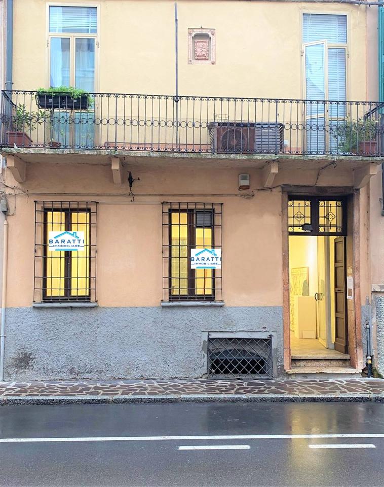 Negozio in , Mantova, {3} - Foto 1