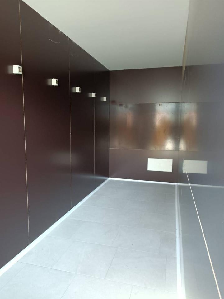Negozio in , Mantova, {3} - Foto 1