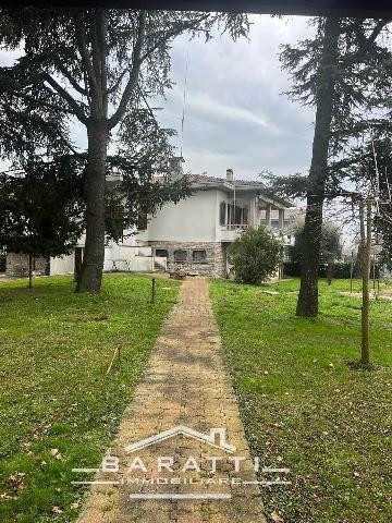 Villa, Suzzara - Foto 1