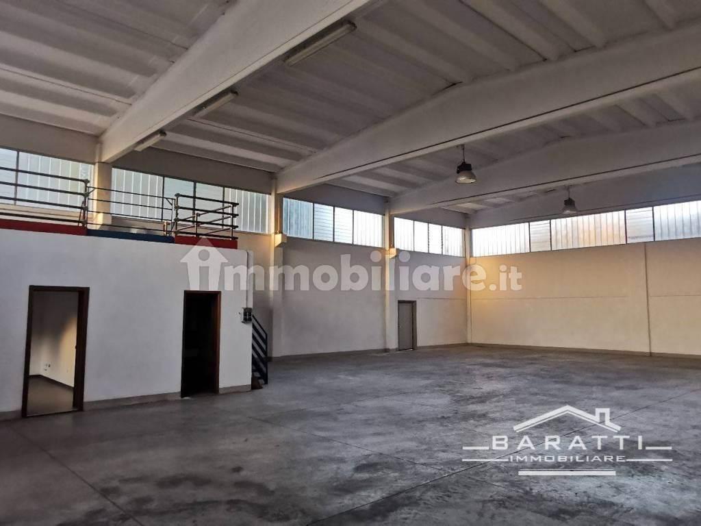 Capannone in , Bastiglia, {3} - Foto 2